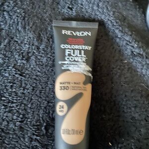 Revlon ColorStay Matte Foundation - Natural Tan 330